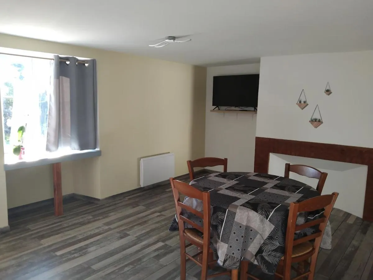 Sur La Colline Apartman Sousceyrac Franciaország